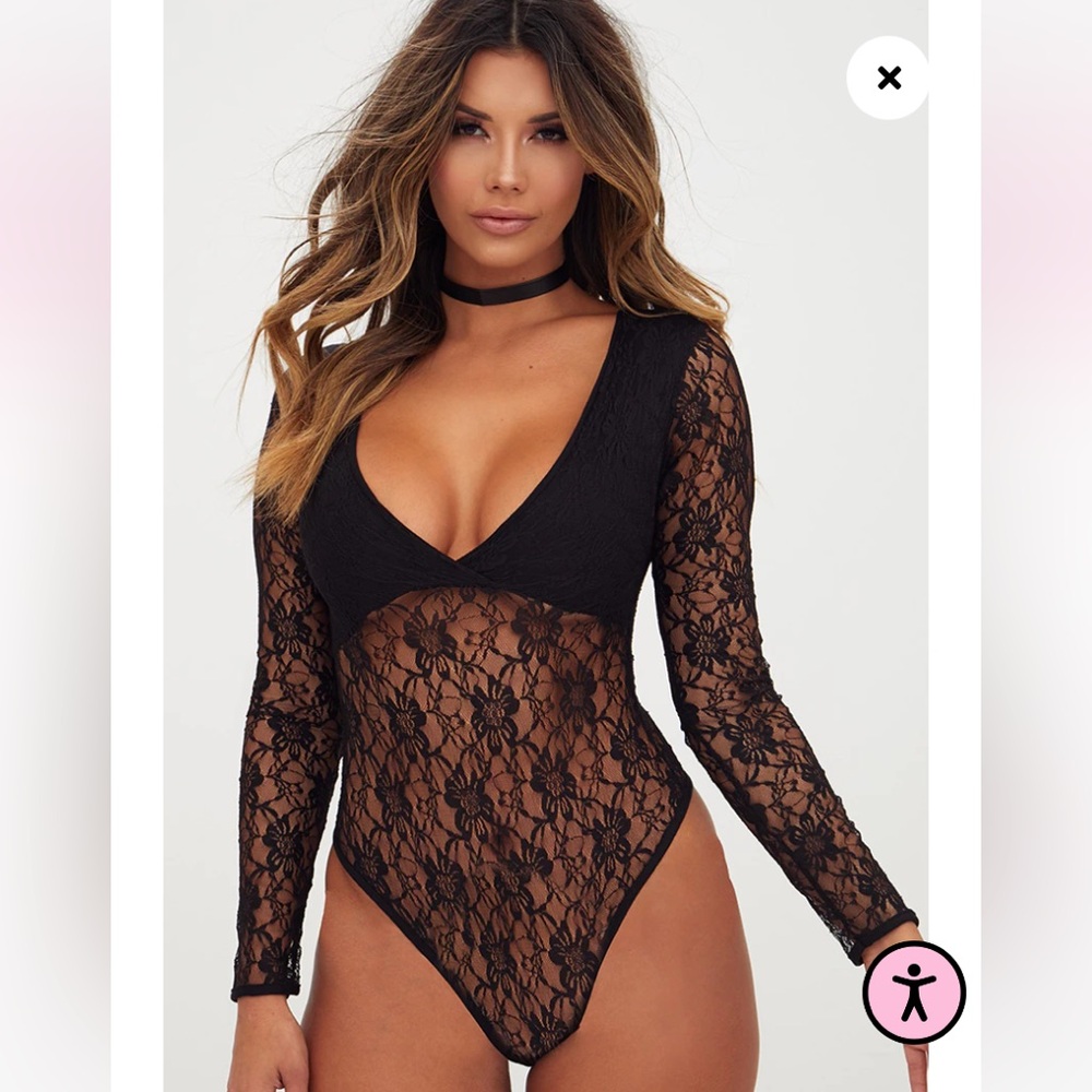NWOT BLACK LACE V-NECK LONGSLEEVE THONG BODYSUIT